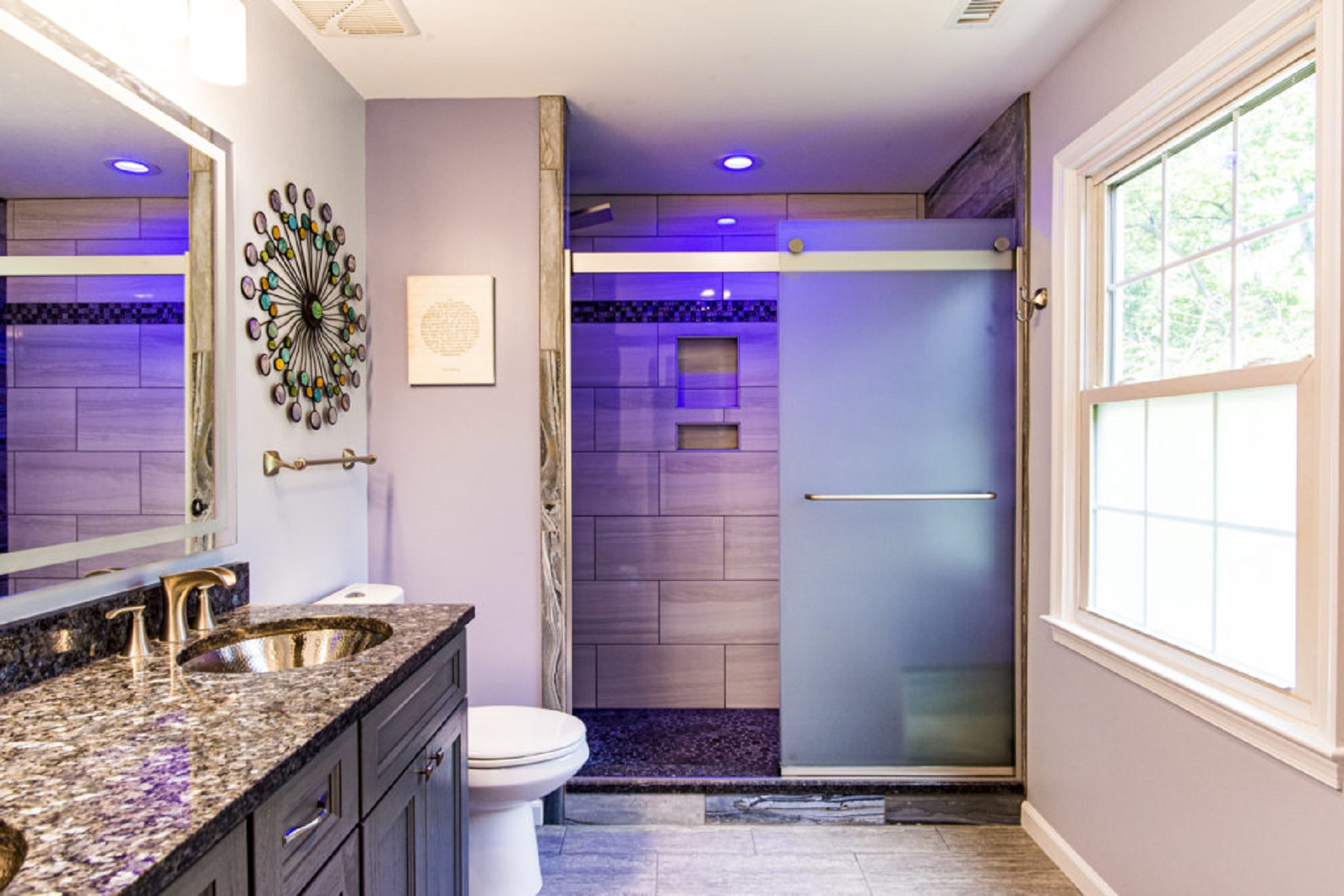 Designer Tips to Make a Small Bathroom Better