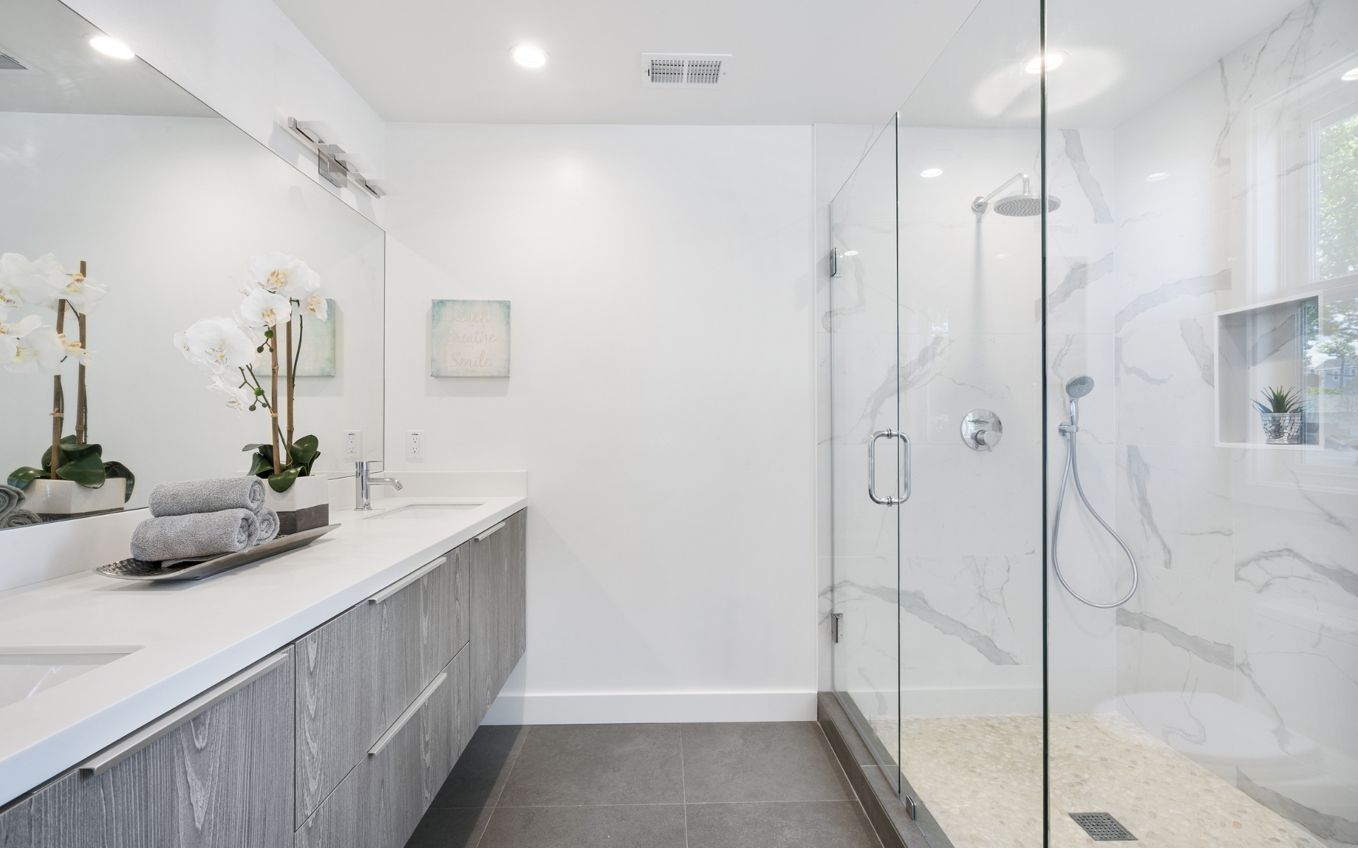 15 Creative Shower Remodel Ideas to Transform Your Bathroom in 2025
