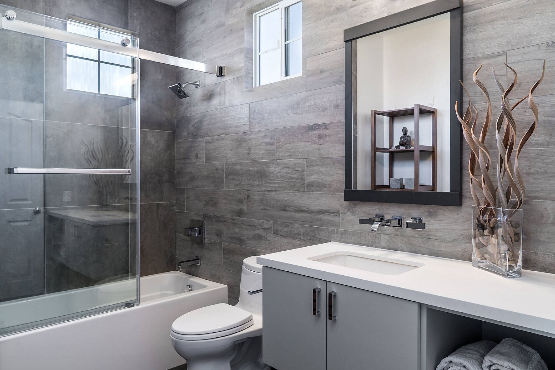 Top 10 Best Bathroom Shower Remodel Ideas for 2020