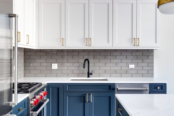 Common Kitchen Backsplash Installation Issues and How to Prevent Them